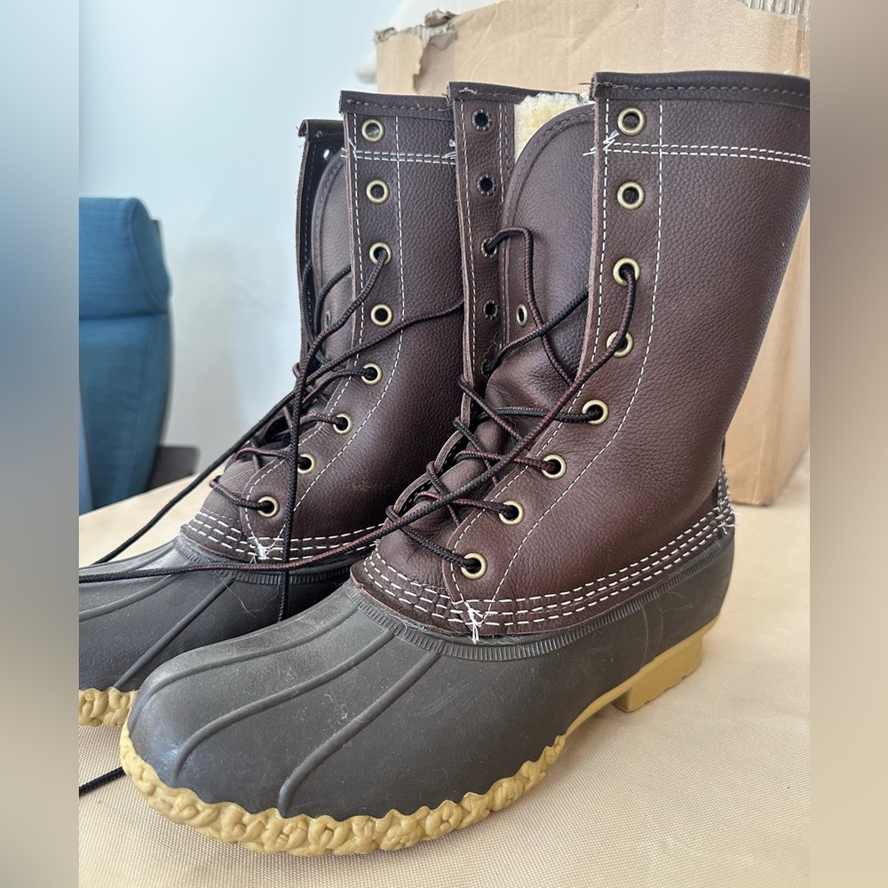 LL Bean Bean Boots, 10" Shearling-Lined (Men’s 7)
